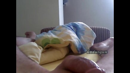 Seksi bedava film izle seks ve tatlı gale tutkularını değiştirmek